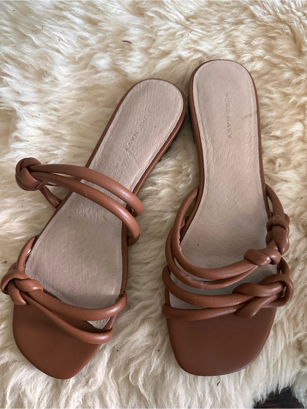 Women's Knotted Slide Sandals in Brown - Classic Casual